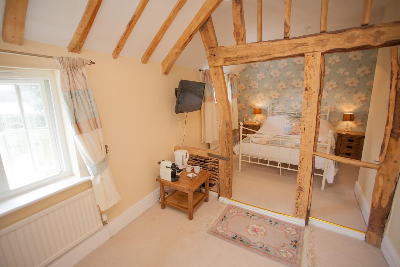 The Seven Stars Inn Pewsey Екстер'єр фото